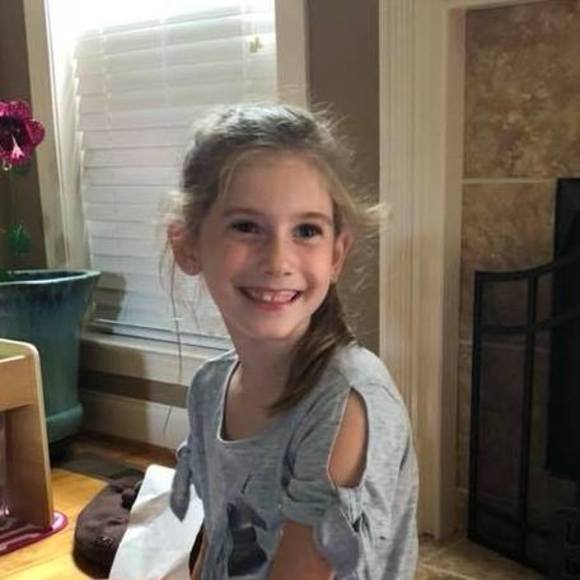 Meet your Posher, Nina - Picture 1 of 1